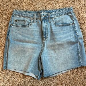 Universal Thread boyfriend shorts
